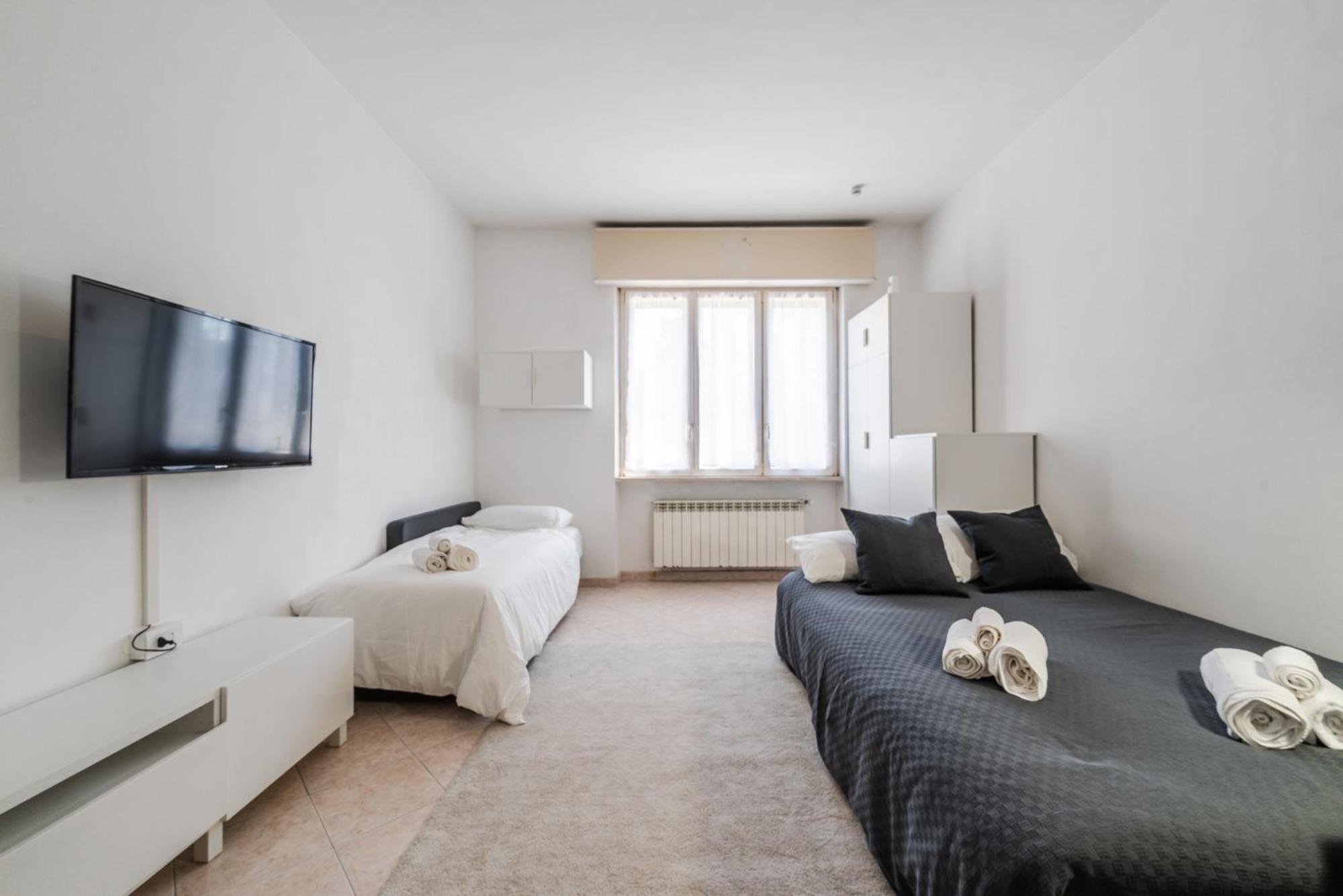 Roma 23, Smartstay Rozzano Eksteriør bilde