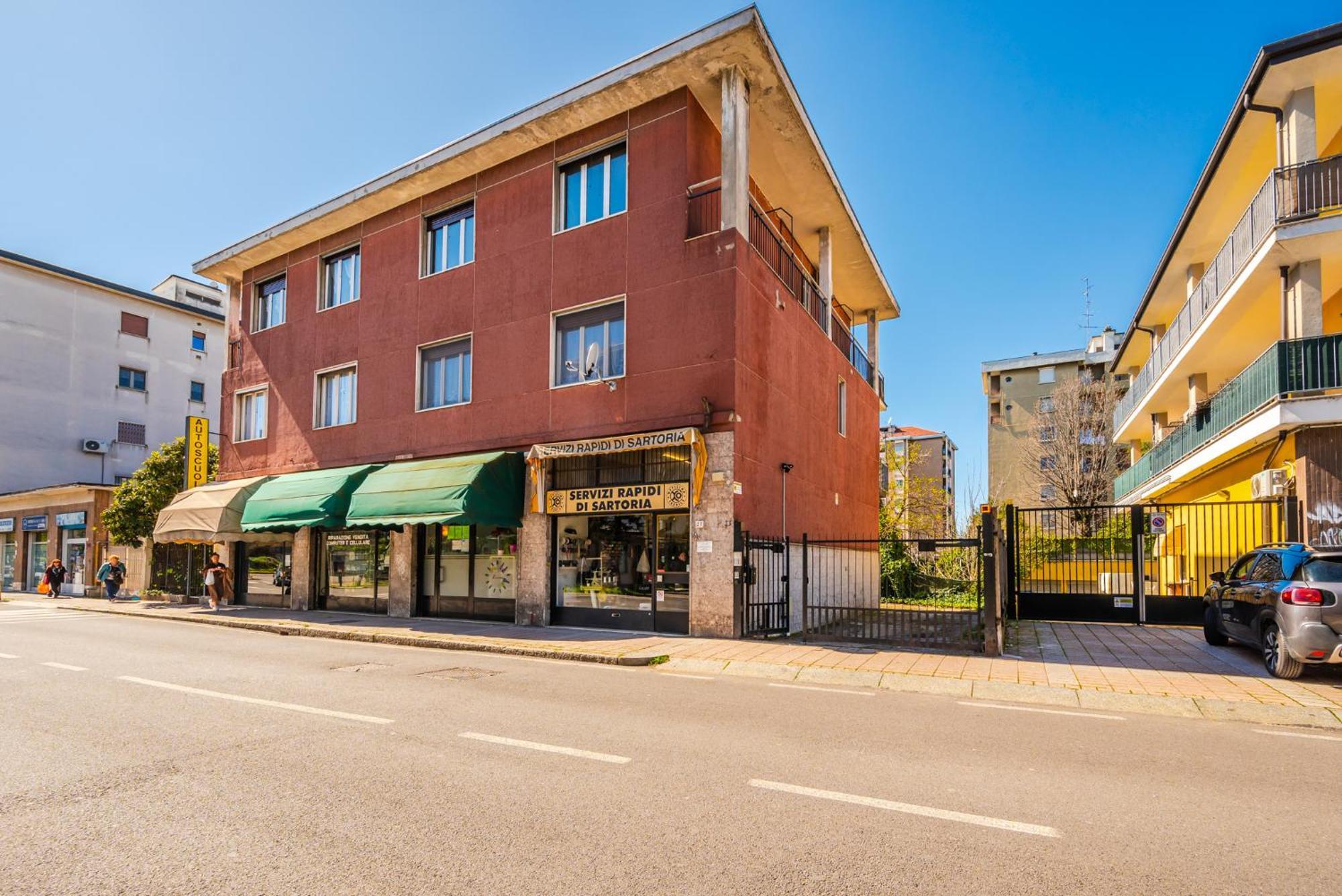 Roma 23, Smartstay Rozzano Eksteriør bilde